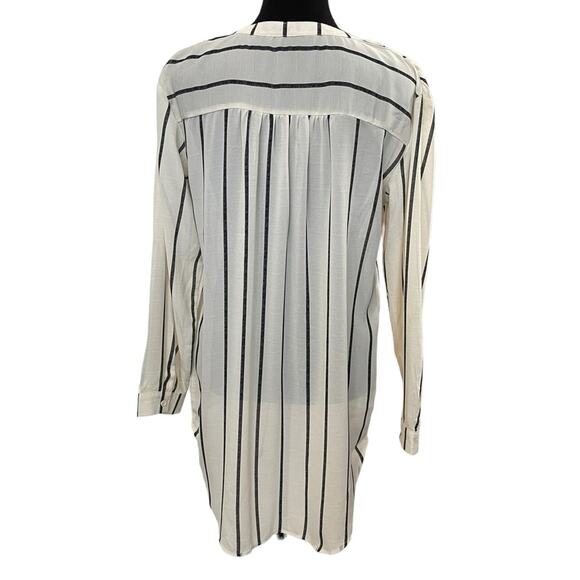 New ~ Layering Striped Sheer Long Sleeve Blouse ~~ Size Medium - Picture 2 of 7